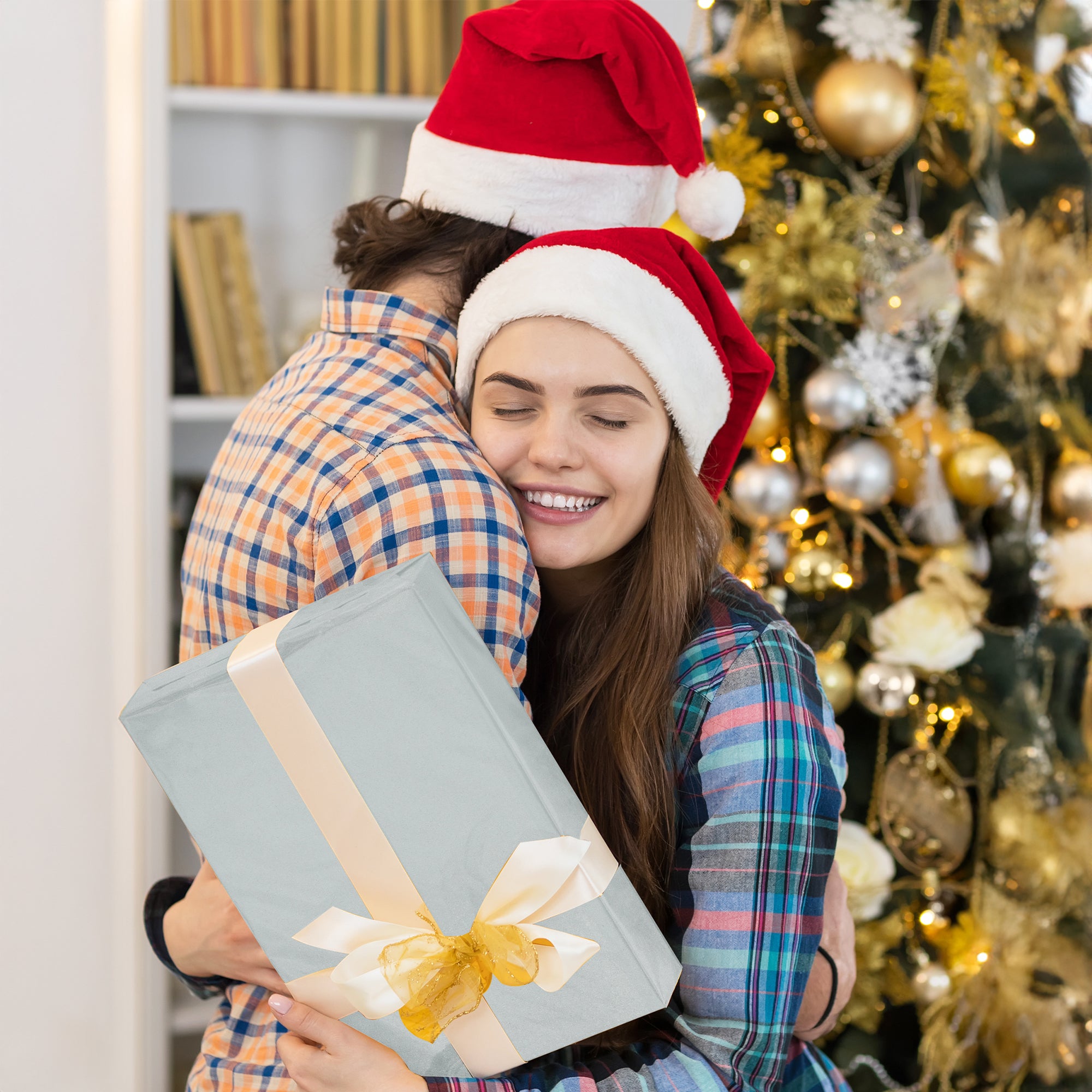 Kraft & Co Recycled Kraft Wrapping Paper Roll – 80gsm Durable Tear-Resistant Gift Wrap, Eco-Friendly, Recyclable & Biodegradable – All-Occasion Wrapping Paper