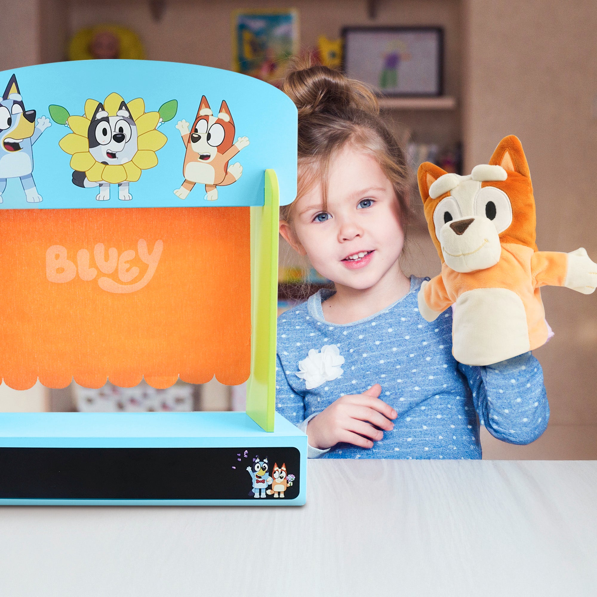 Bluey Wooden Puppet Theater Playset - FSC-Certified Wood, Eco-Friendly Toy for Kids 3+