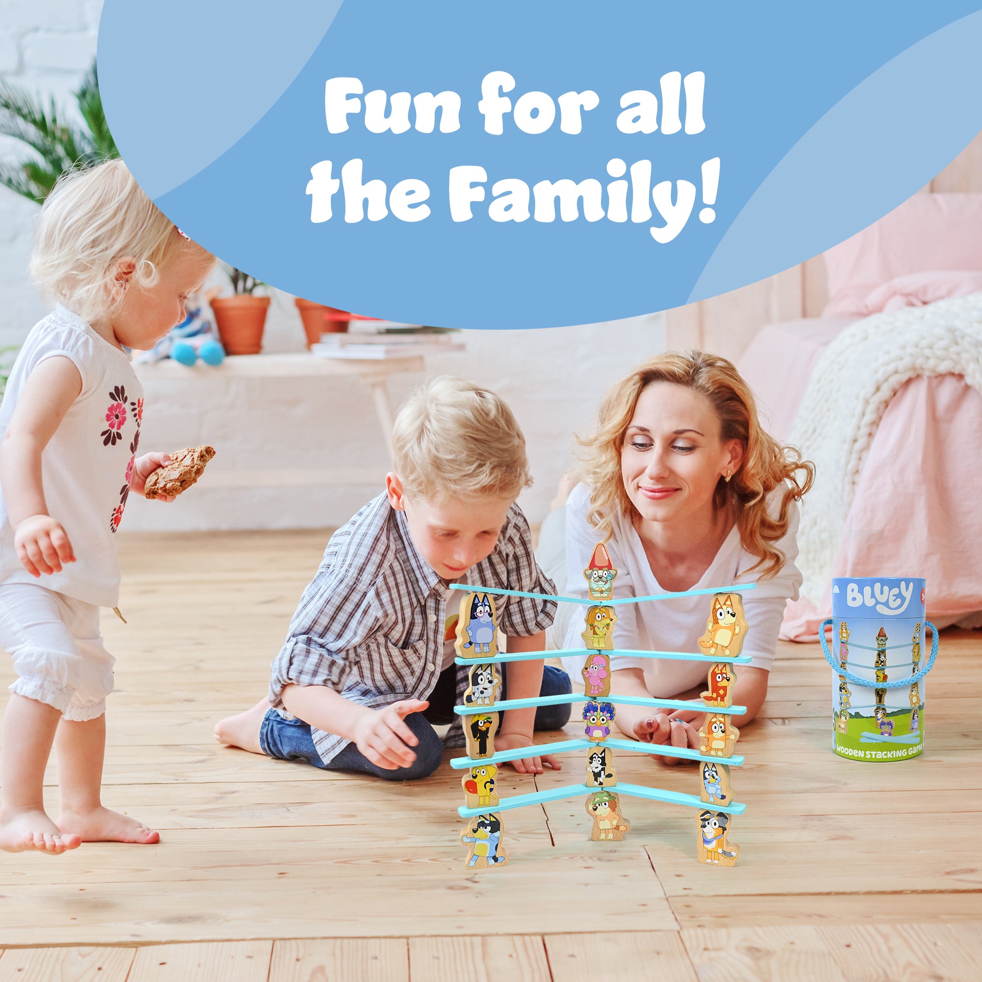 Bluey - Wooden Stacking Game for Kids Age 3+ - Balancing Toy with 16 Characters & 10 Sticks - FSC Certified Wood - Helps Develop Motor Skills - Family Game in Compact Storage Tub
