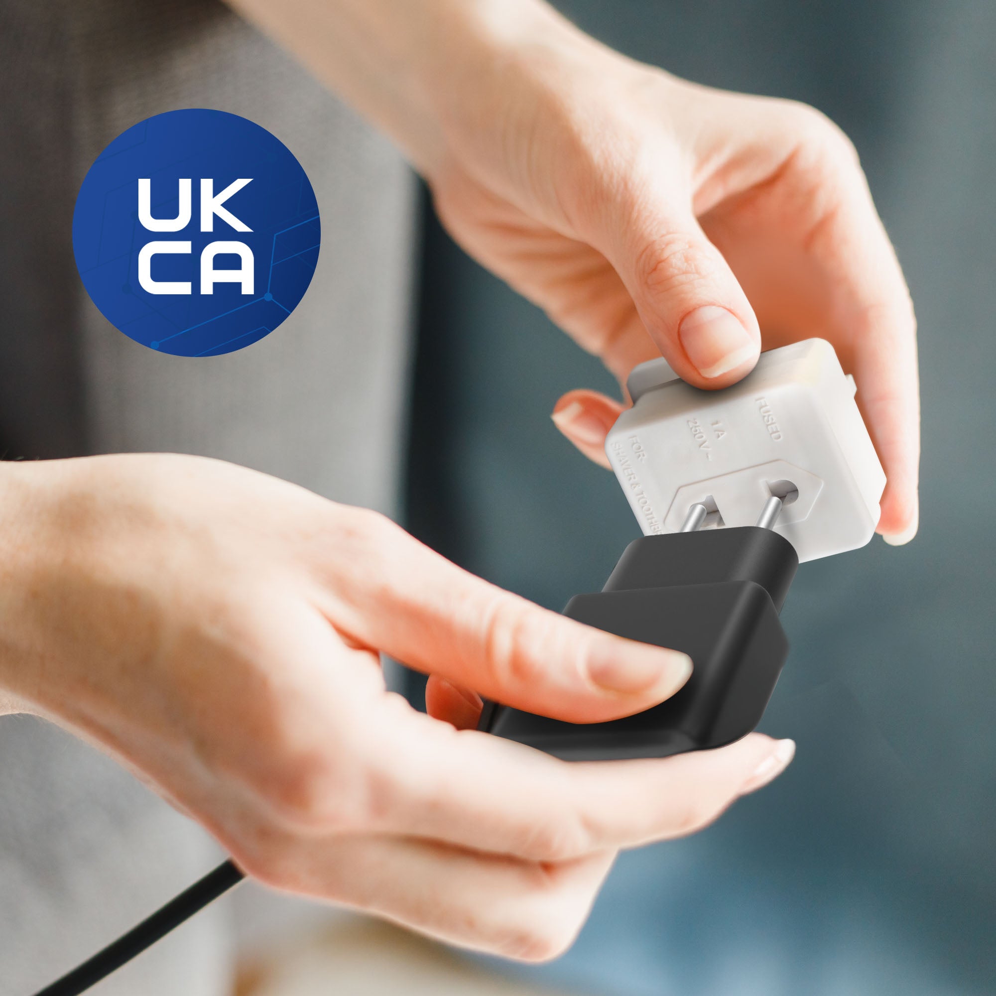 Desiretech - UK Shaver Adaptor Plug - Fused 1A 250V 2-Pin to 3-Pin Converter - CE Certified Plug for Electric Shaver & Toothbrush - Compact, Heat-Resistant, Safe UK Bathroom Socket Adaptor - White