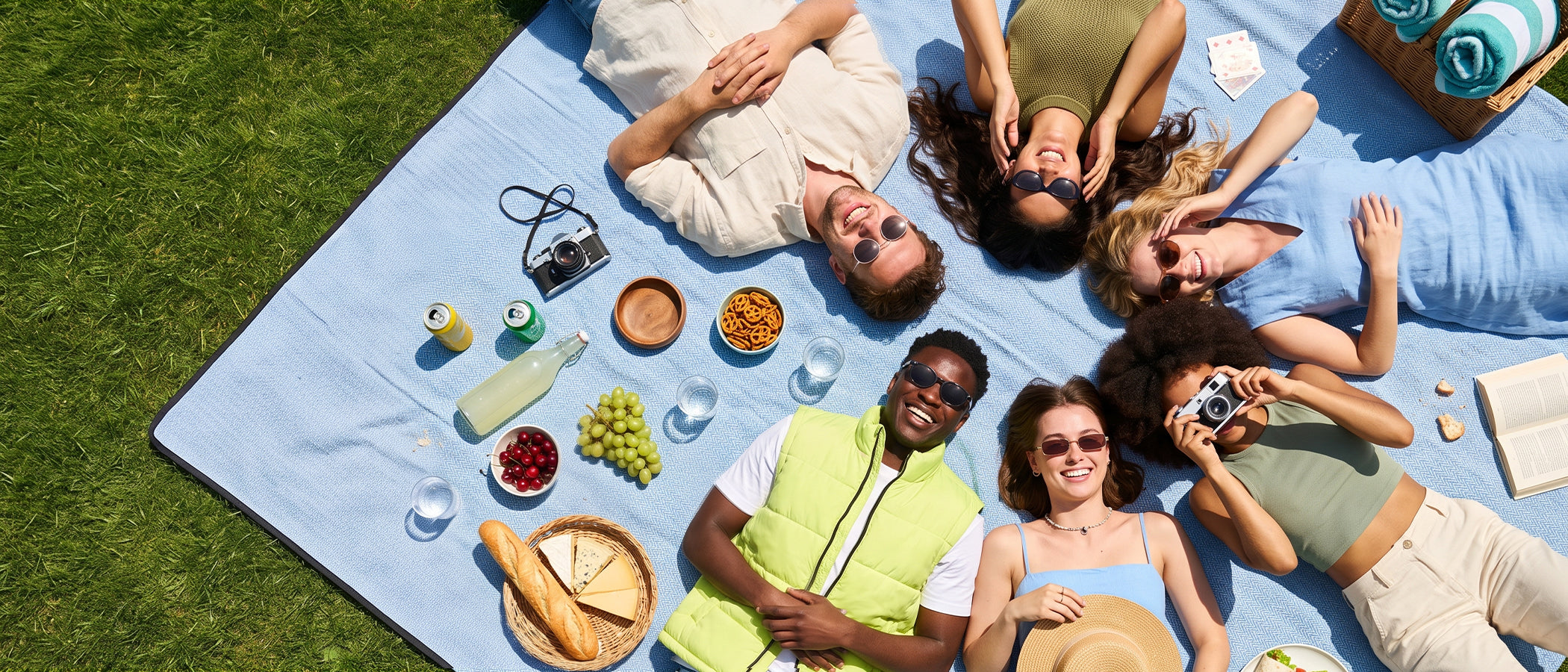 <p>This summer,<br/>everyone's invited</p>