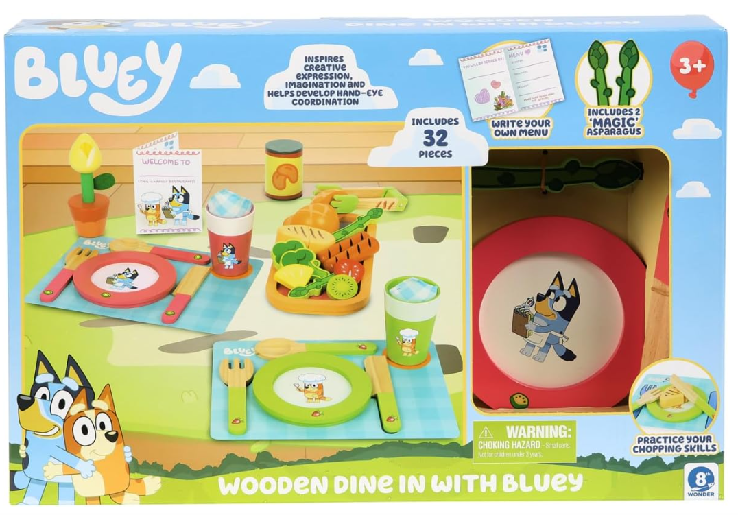 BLUEY - Dine In with Bluey Wooden Toy Set - 32-Piece Role-Play Kit with Magic Asparagus, Plates & Utensils - Imaginative Pretend Play for Kids - FSC Certified, Ages 3+