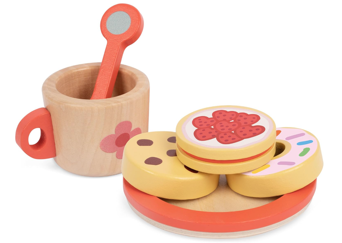 Peppa Pig Wooden Tea Set for Toddlers Age 3+, 383C Kids Tea Set for Pretend Play, Party Set for Children, Durable Wooden Kitchen Toys, Fun Tea Set for Toddlers and Kids