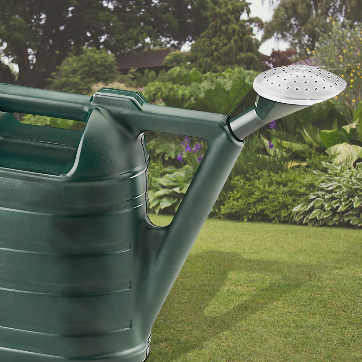 Garden Plastic Watering Can with Sprinkler Head – image 4