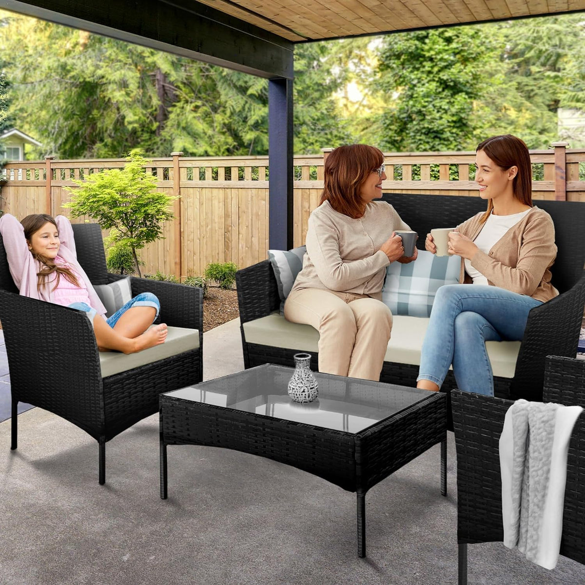 4Piece Rattan Garden Furniture Set Sofa, Chairs & Table UK