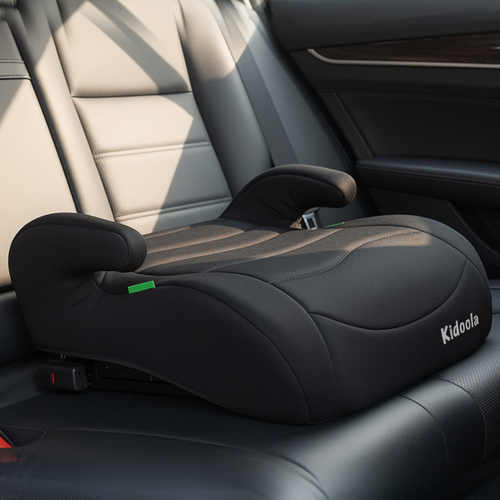 ISOFIX booster seat in vehicle – stable fit with ISOFIX attachment, black car seat