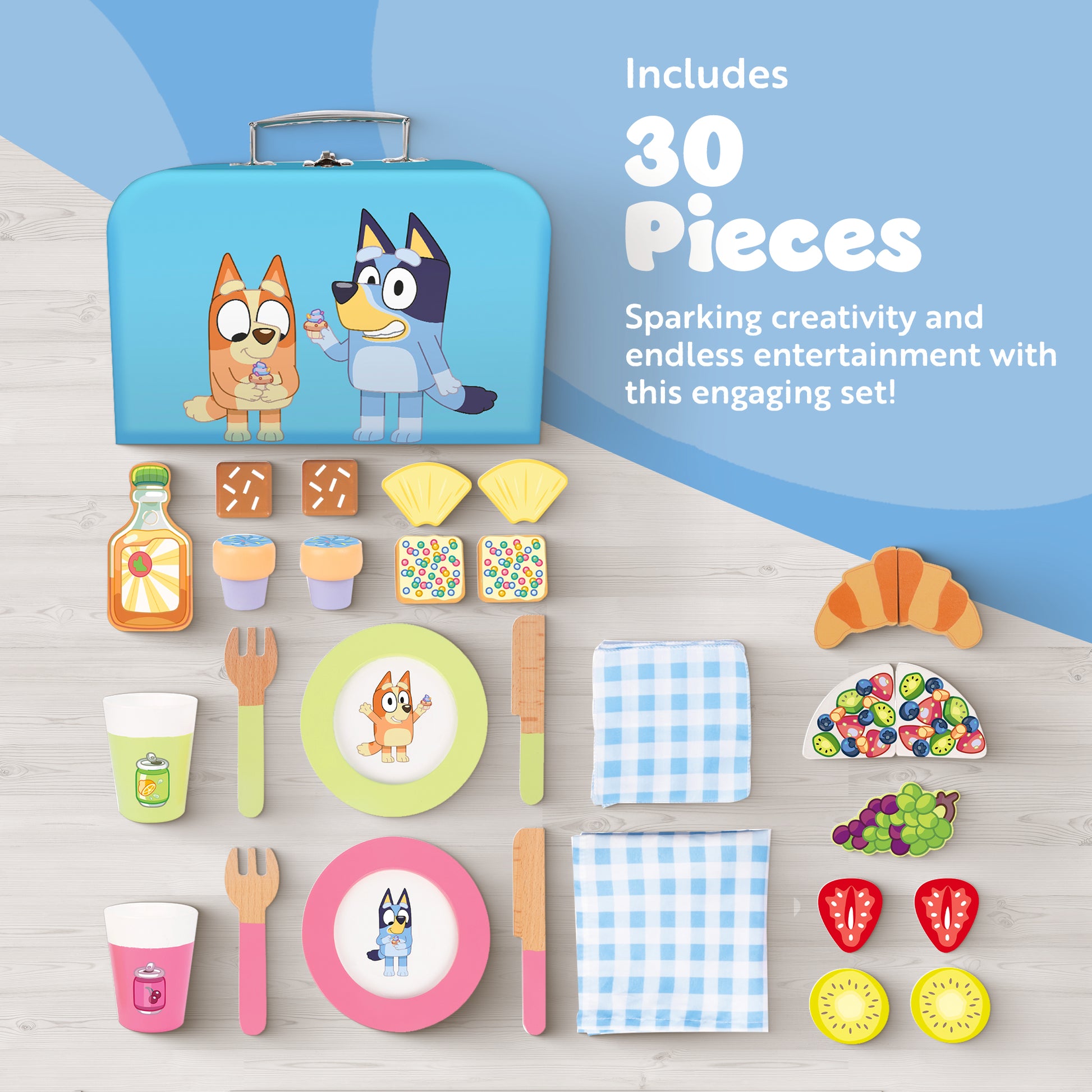 Bluey – Picnic Basket Set – 30-Piece Wooden Roleplay Toy for Kids with Carry Case, Cutlery & Pretend Food – Made from FSC-Certified Materials – Creative & Engaging Play Kit for Ages 3 and Up
