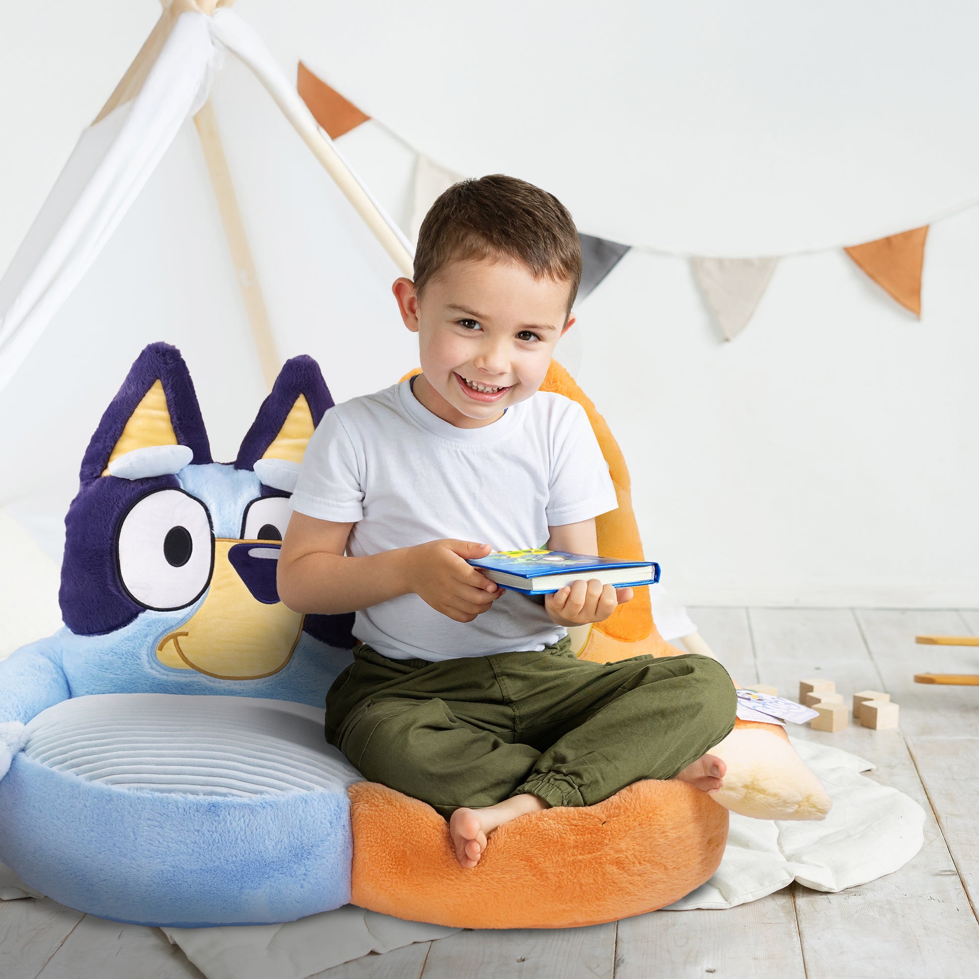 Bluey and Bingo kids sofa chair – birthday and Christmas gift for boys and girls, playroom and bedroom UK