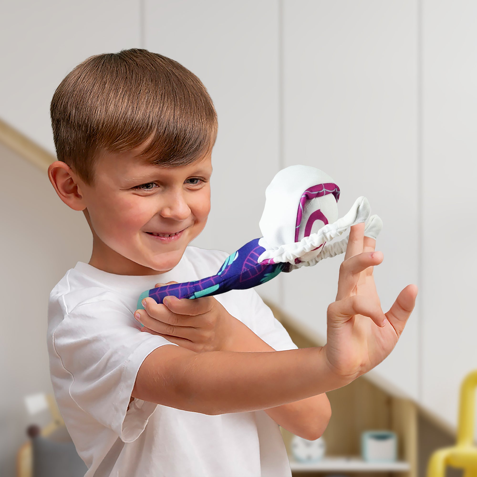 Marvel Spidey and His Amazing Friends – Slingshot Plush Spider-Man, Slingshot Ghost & Slingshot Spin Toy with Sound– Stretchable Arms for Launch Action – Soft & Durable Superhero Plush for Kids Toys for Boys & Girls