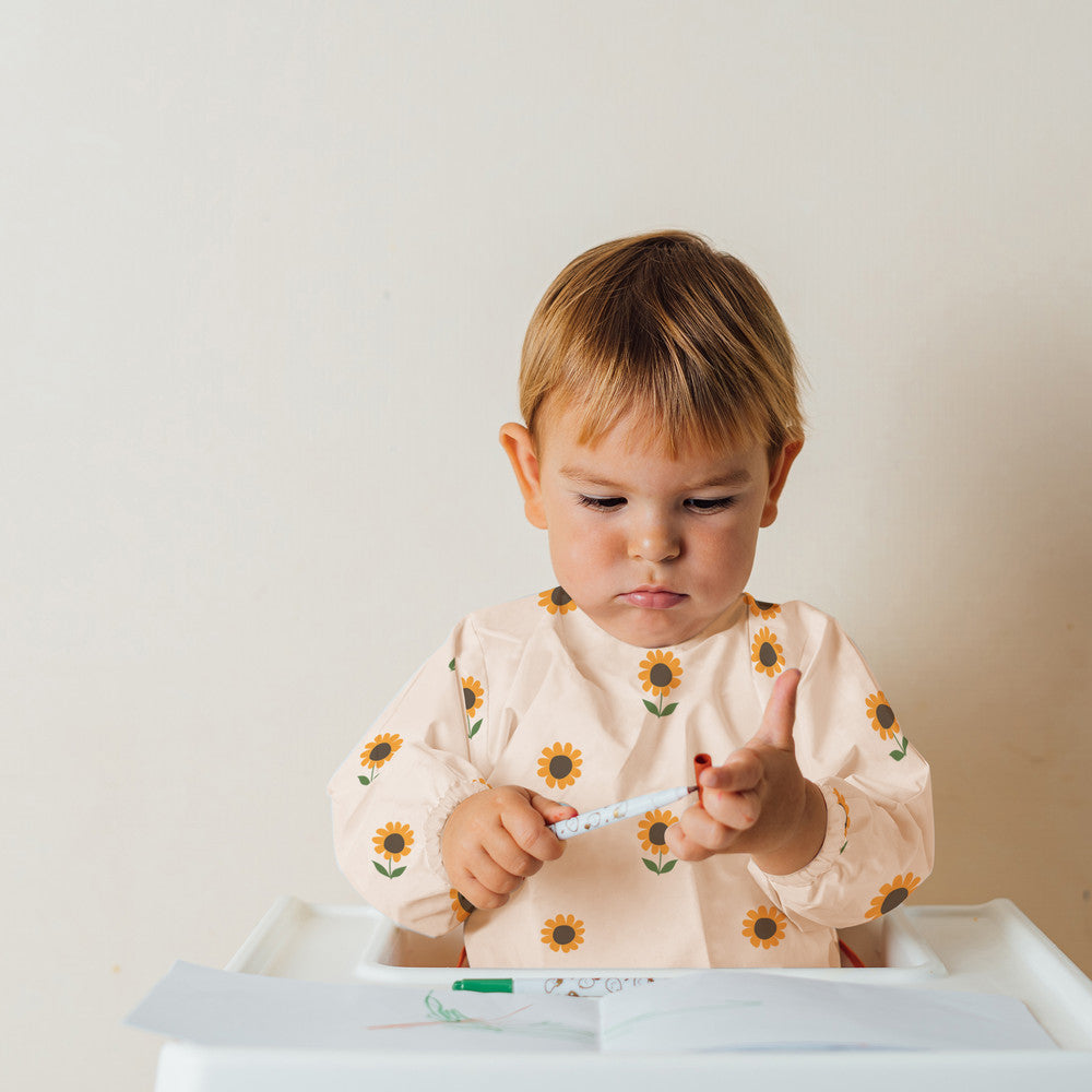 KIDOOLA Baby Led Weaning Bib with Sleeves – Mess-Free, Waterproof & Soft Apron for 6-12 Months – Full Coverall Coverage for Toddlers